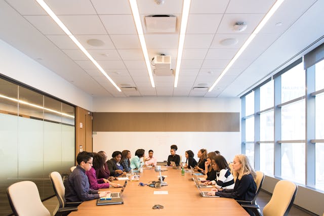 How to Ensure Employee’s Benefits and Safety in the Workplace