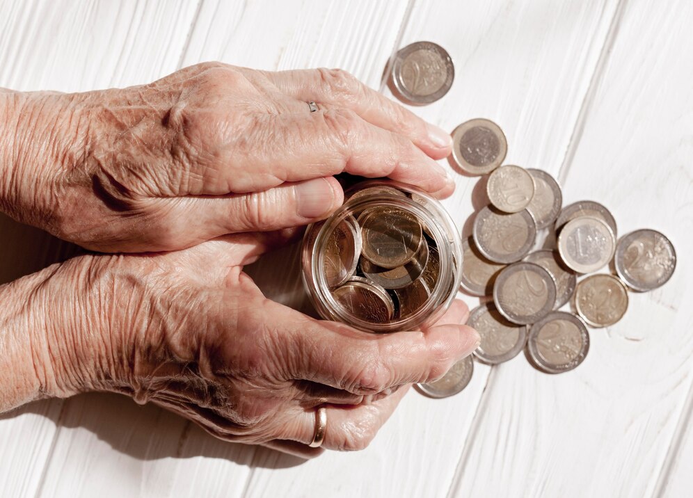 Best Medicare Insurance Providers for Low-Income Seniors
